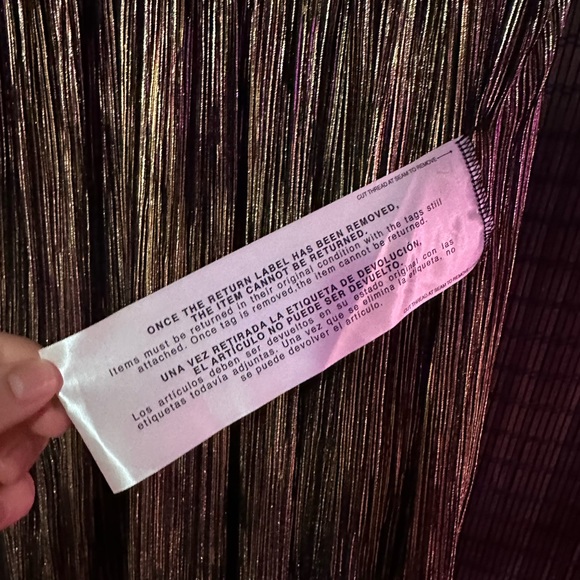 Dress the Population Auli Sleeveless V-Neck metallic gown - Picture 10 of 10